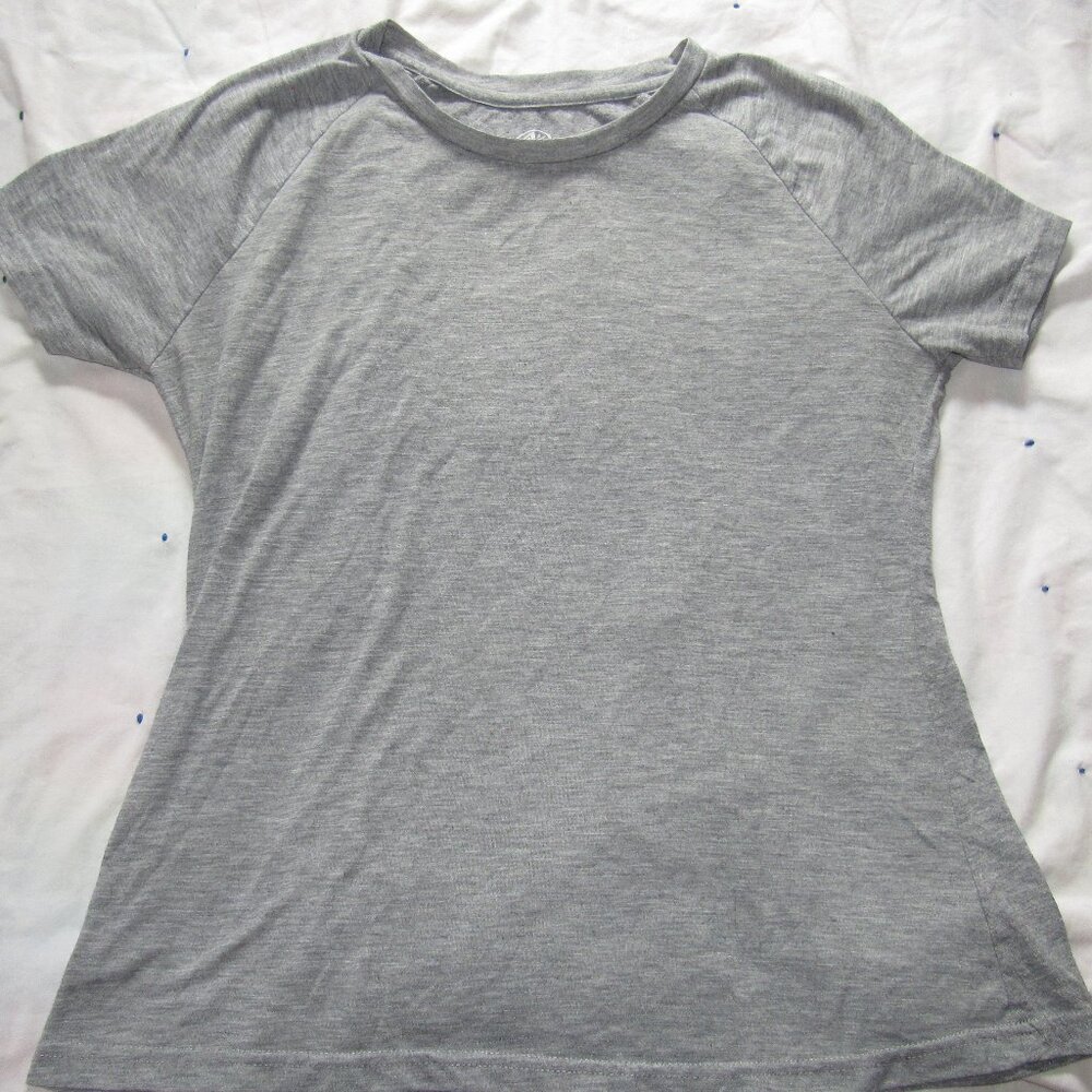 Solid Grey Athletic wear T-shirt, Woman's Size Medium